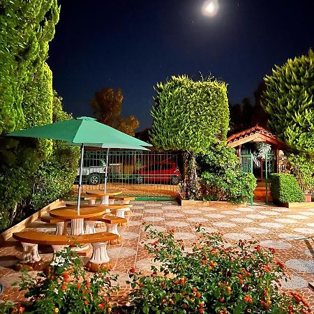 Hotel Moscopole Ksamil Exterior photo