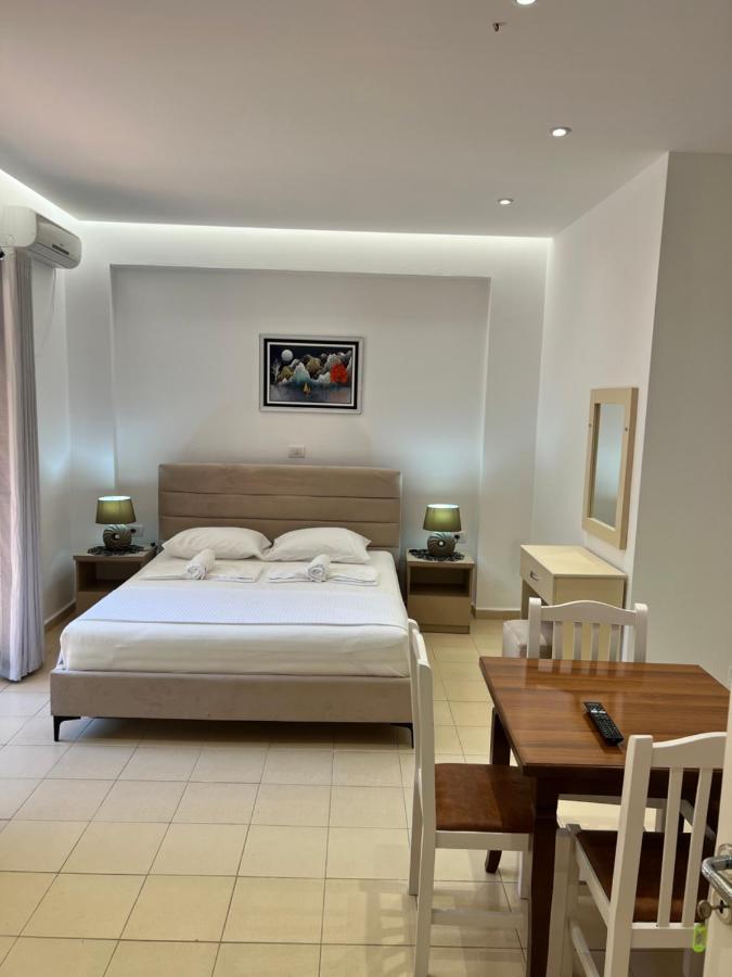Hotel Moscopole Ksamil Exterior photo