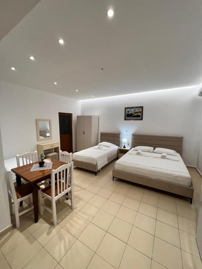 Hotel Moscopole Ksamil Exterior photo