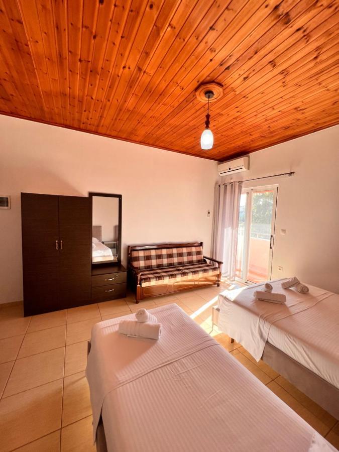 Hotel Moscopole Ksamil Exterior photo