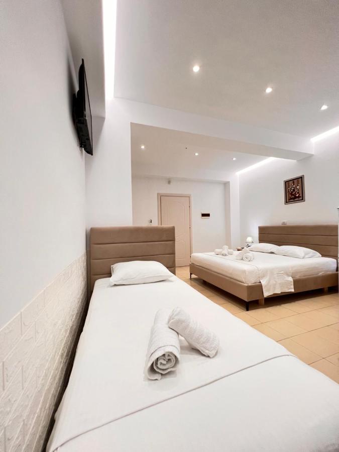 Hotel Moscopole Ksamil Exterior photo