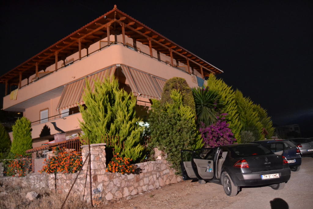 Hotel Moscopole Ksamil Exterior photo